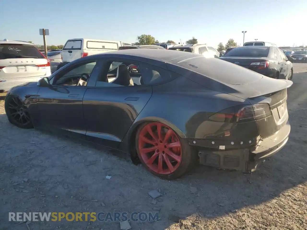 2 Photograph of a damaged car 5YJSA1E6XRF538664 TESLA MODEL S 2024