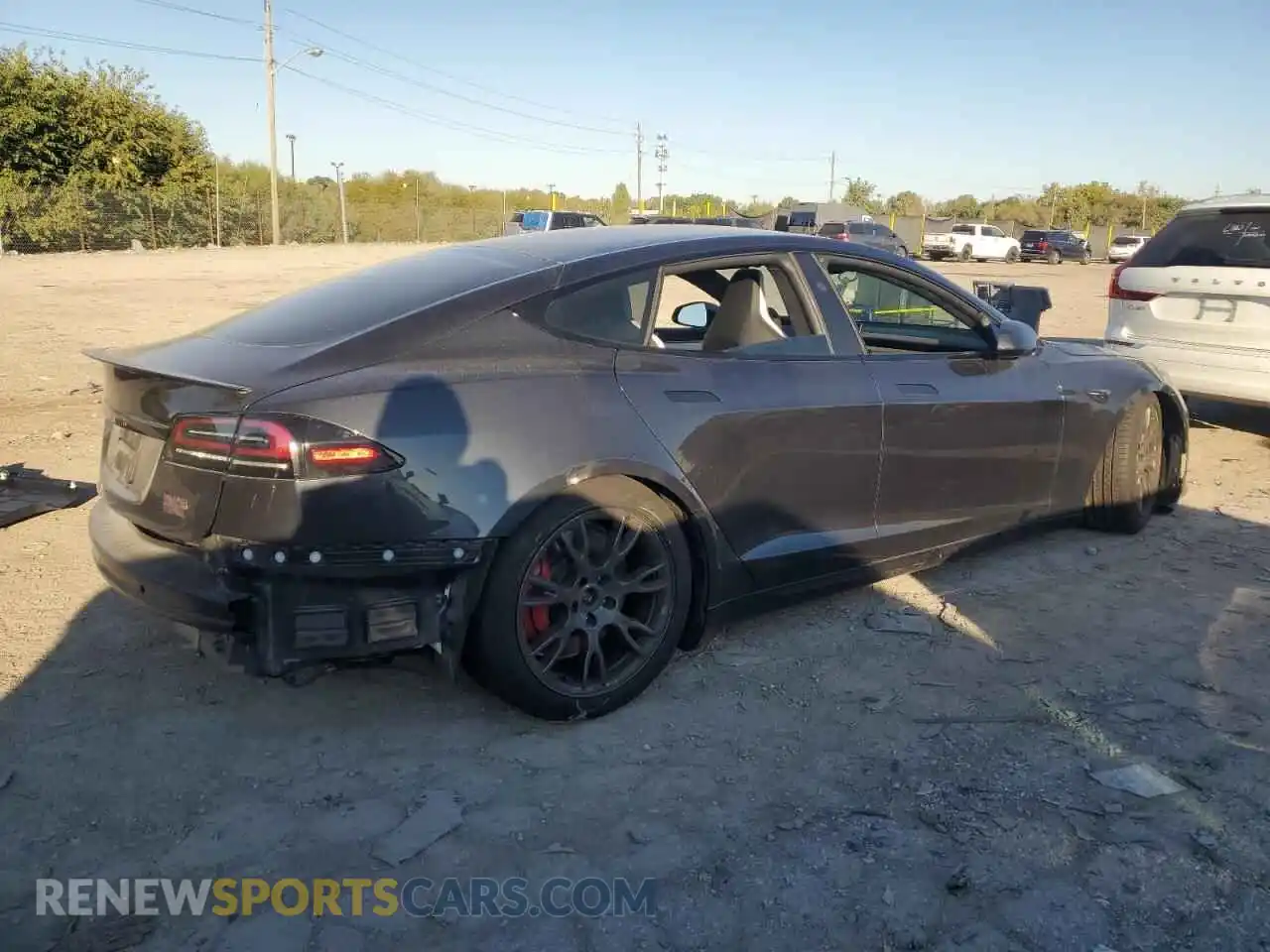 3 Photograph of a damaged car 5YJSA1E6XRF538664 TESLA MODEL S 2024