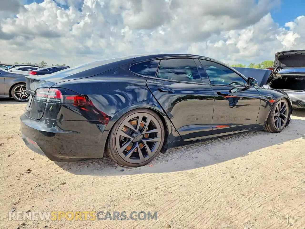 3 Photograph of a damaged car 5YJSA1E50SF549122 TESLA MODEL S 2025