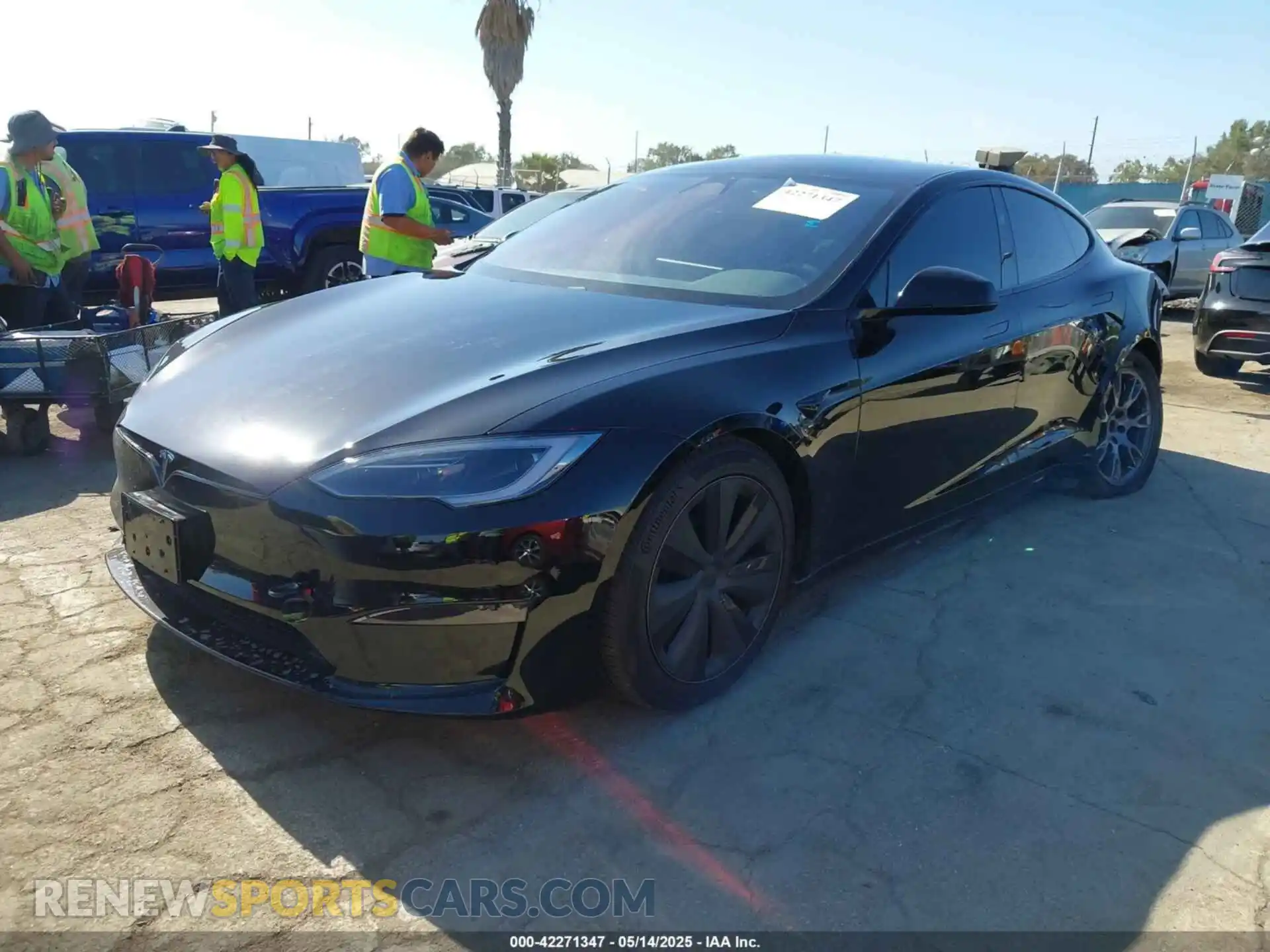 2 Photograph of a damaged car 5YJSA1E57SF549635 TESLA MODEL S 2025