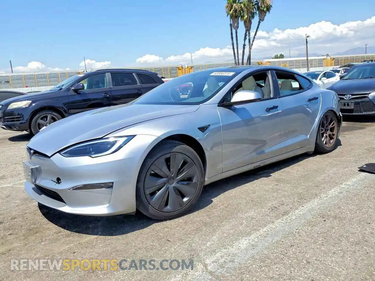 1 Photograph of a damaged car 5YJSA1E58SF550843 TESLA MODEL S 2025