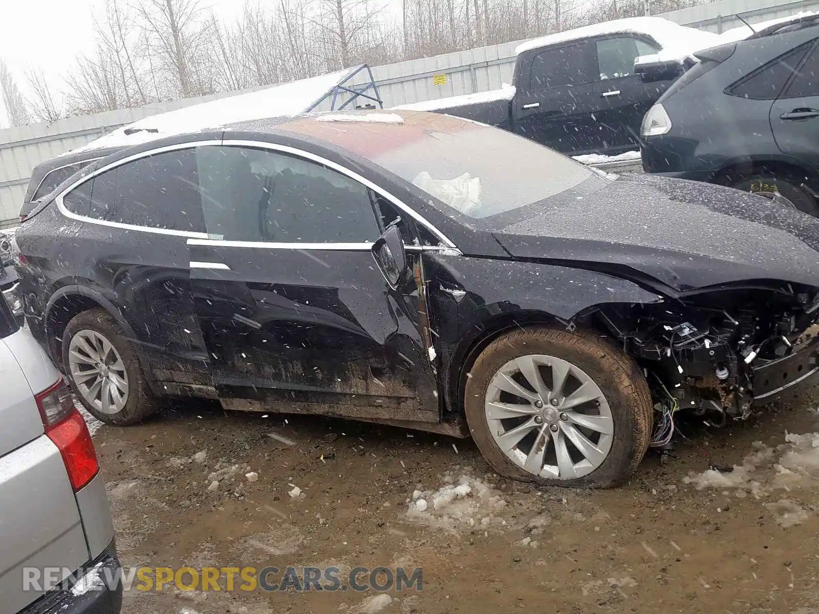 1 Photograph of a damaged car 5YJXCAE29LF231040 TESLA MODEL X 2020