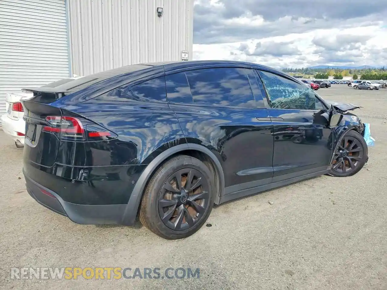 3 Photograph of a damaged car 7SAXCBE53NF335321 TESLA MODEL X 2022