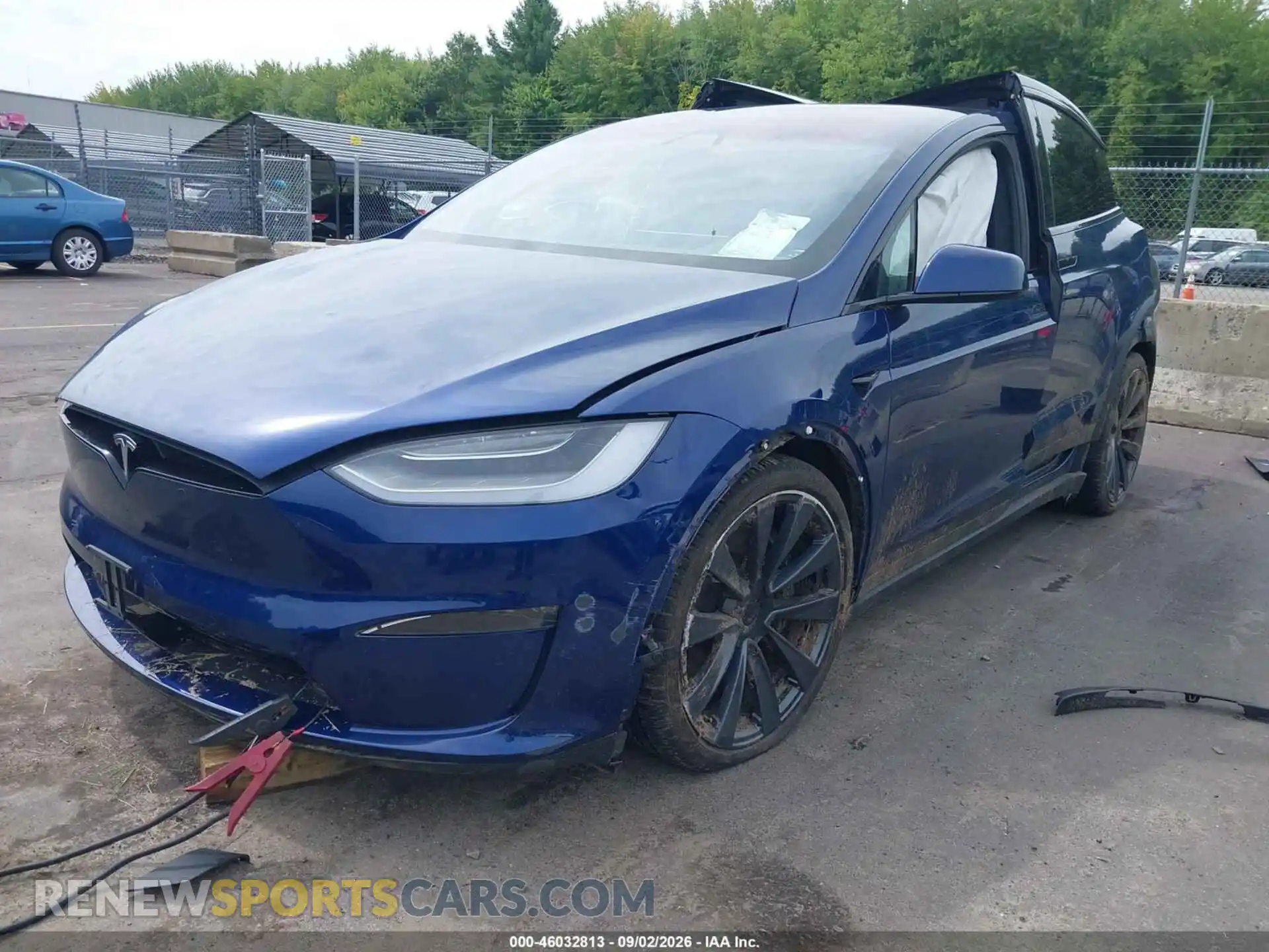 2 Photograph of a damaged car 7SAXCBE54NF334176 TESLA MODEL X 2022