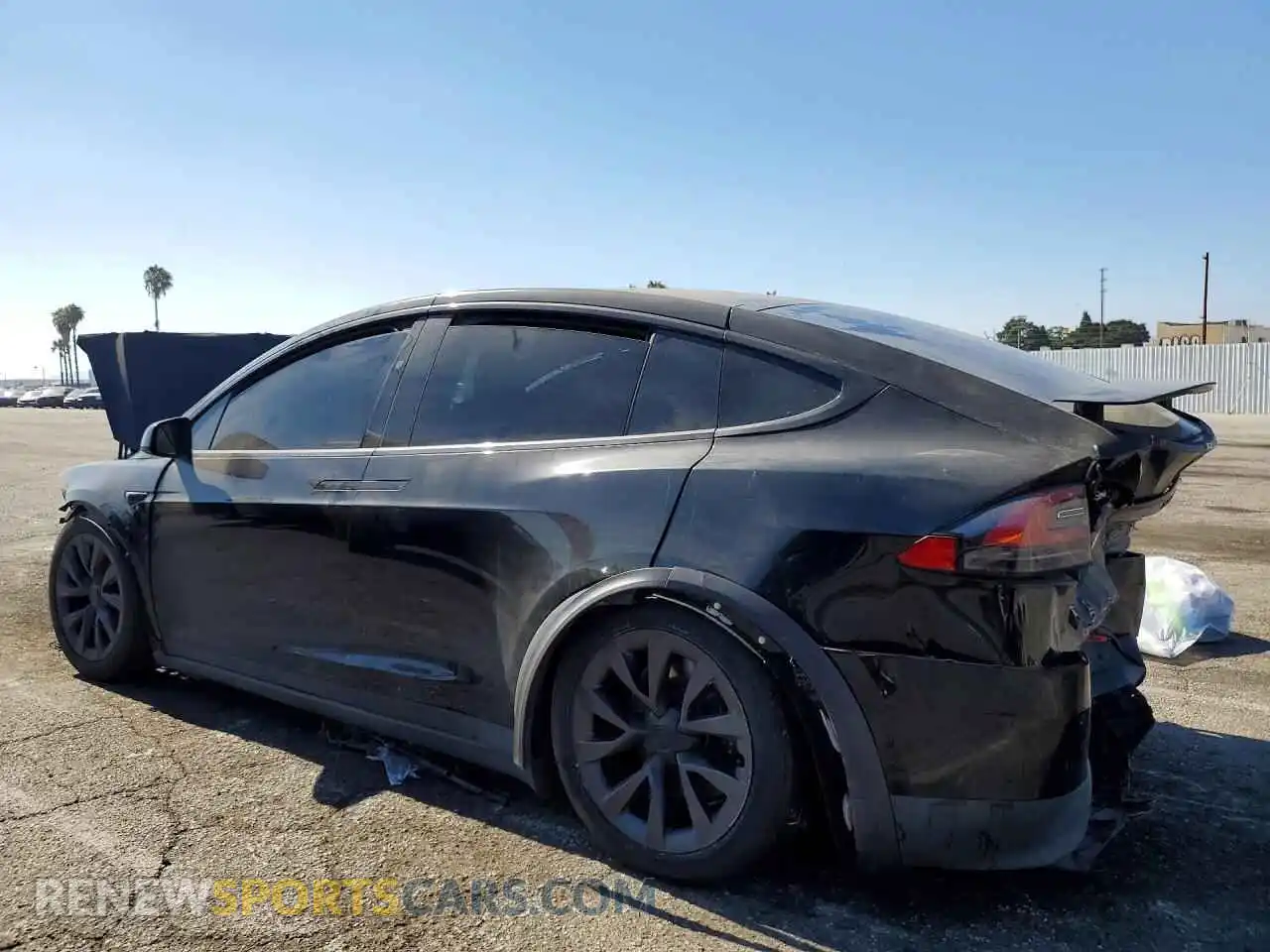 2 Photograph of a damaged car 7SAXCBE59NF328860 TESLA MODEL X 2022