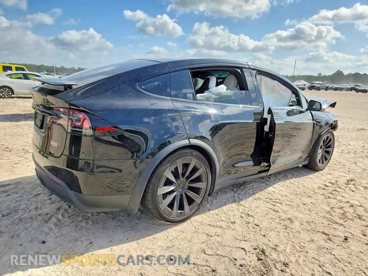 3 Photograph of a damaged car 7SAXCBE60NF350044 TESLA MODEL X 2022