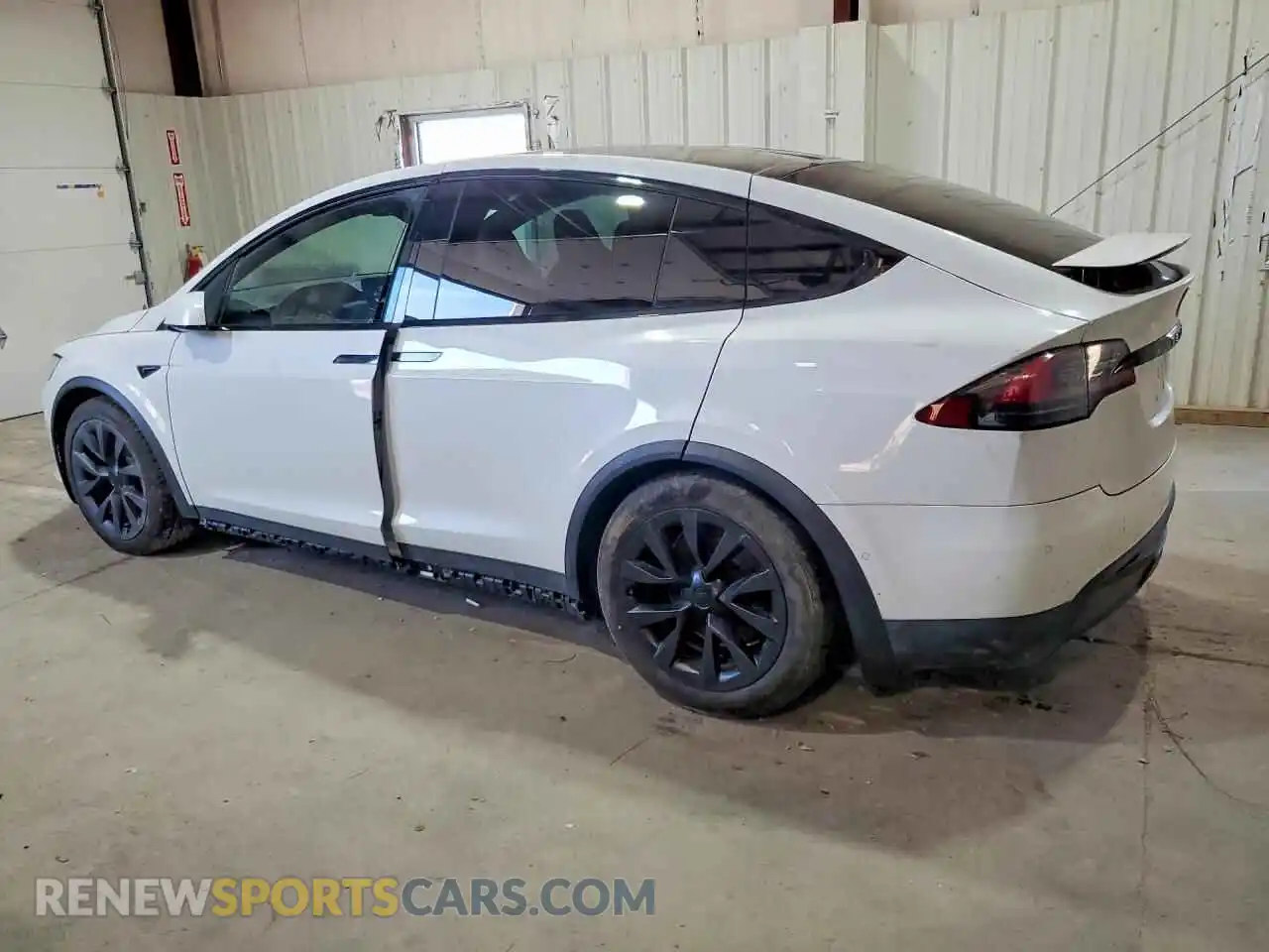 2 fotografías del automóvil dañado 7SAXCBE66NF332535 TESLA MODEL X 2022