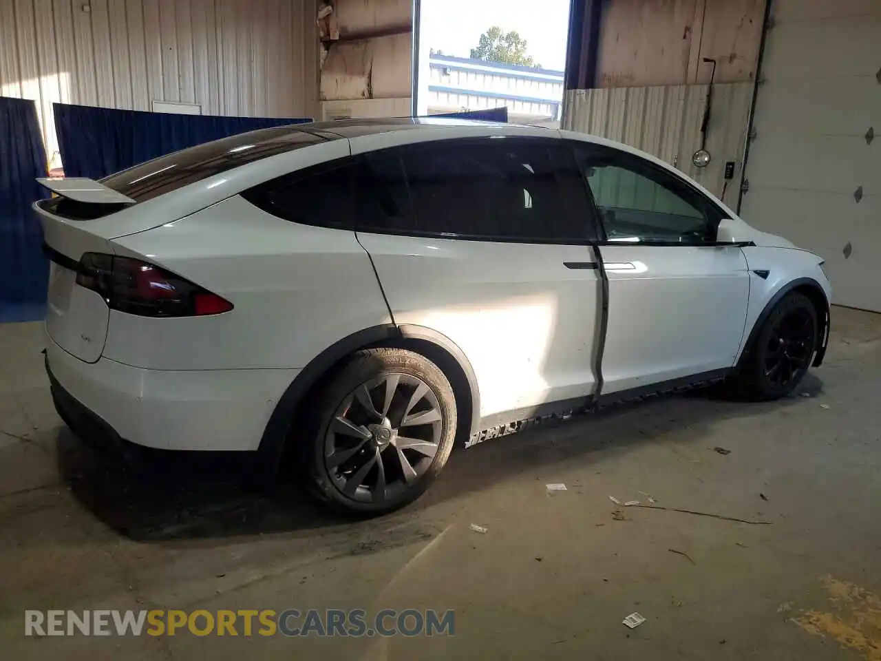 3 fotografías del automóvil dañado 7SAXCBE66NF332535 TESLA MODEL X 2022