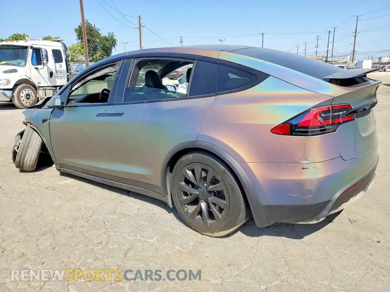 2 fotografías del automóvil dañado 7SAXCBE6XNF332327 TESLA MODEL X 2022