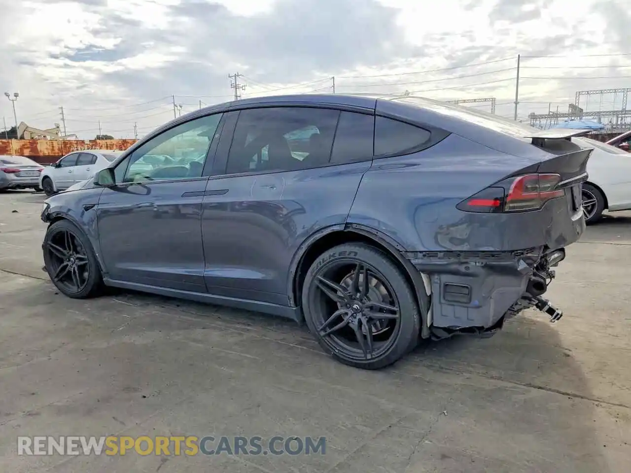 2 Photograph of a damaged car 7SAXCDE51NF351237 TESLA MODEL X 2022