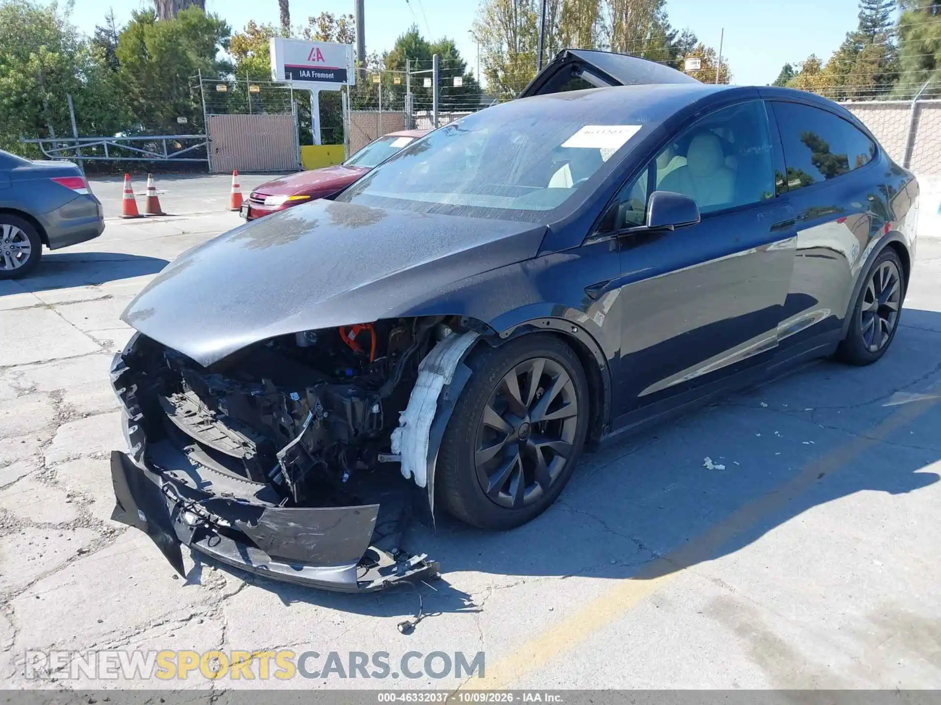 2 fotografías del automóvil dañado 7SAXCDE56PF431331 TESLA MODEL X 2023