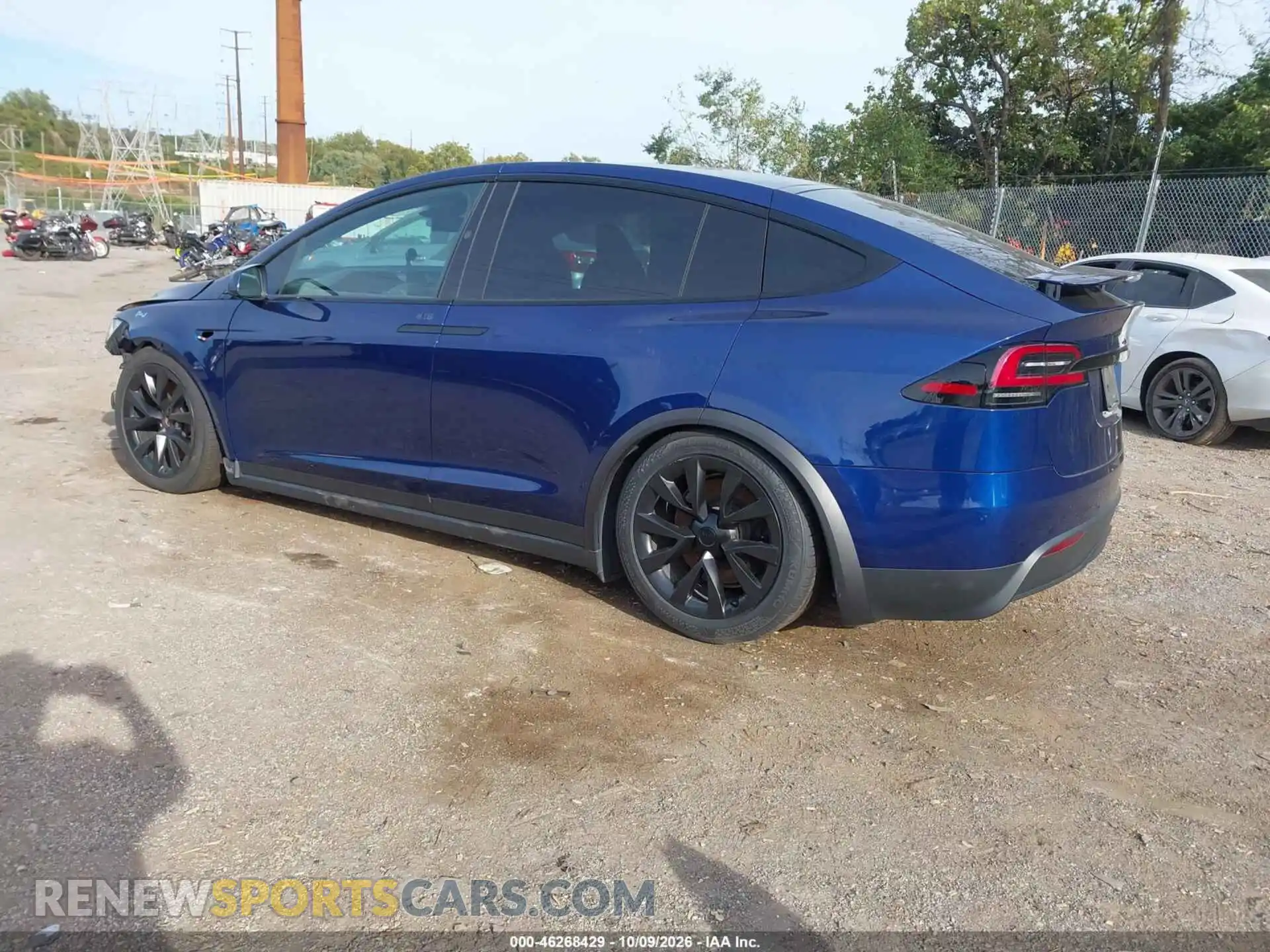 3 Фотография поврежденного автомобиля 7SAXCDE57PF397836 TESLA MODEL X 2023
