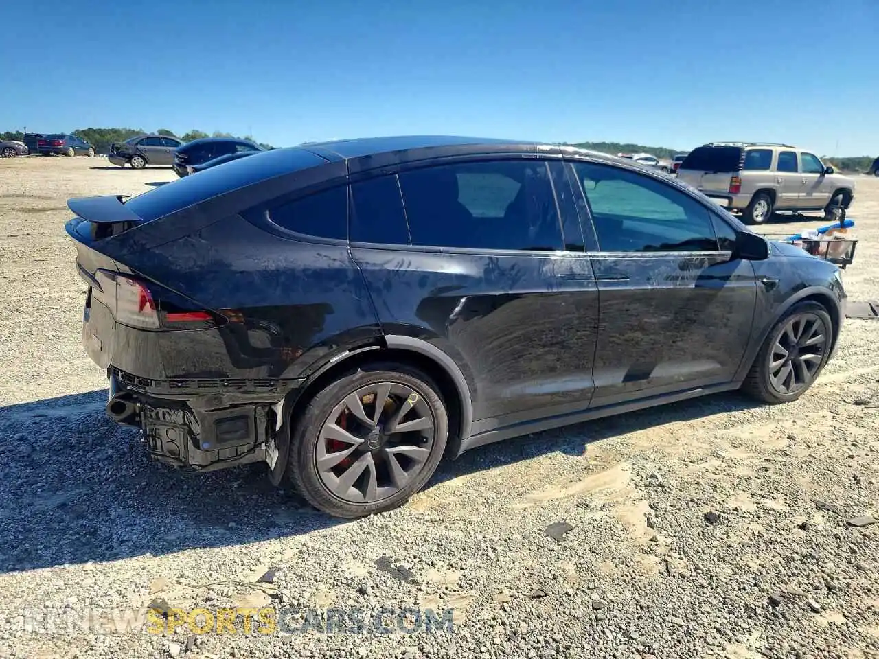 3 fotografías del automóvil dañado 7SAXCBE67RF446324 TESLA MODEL X 2024