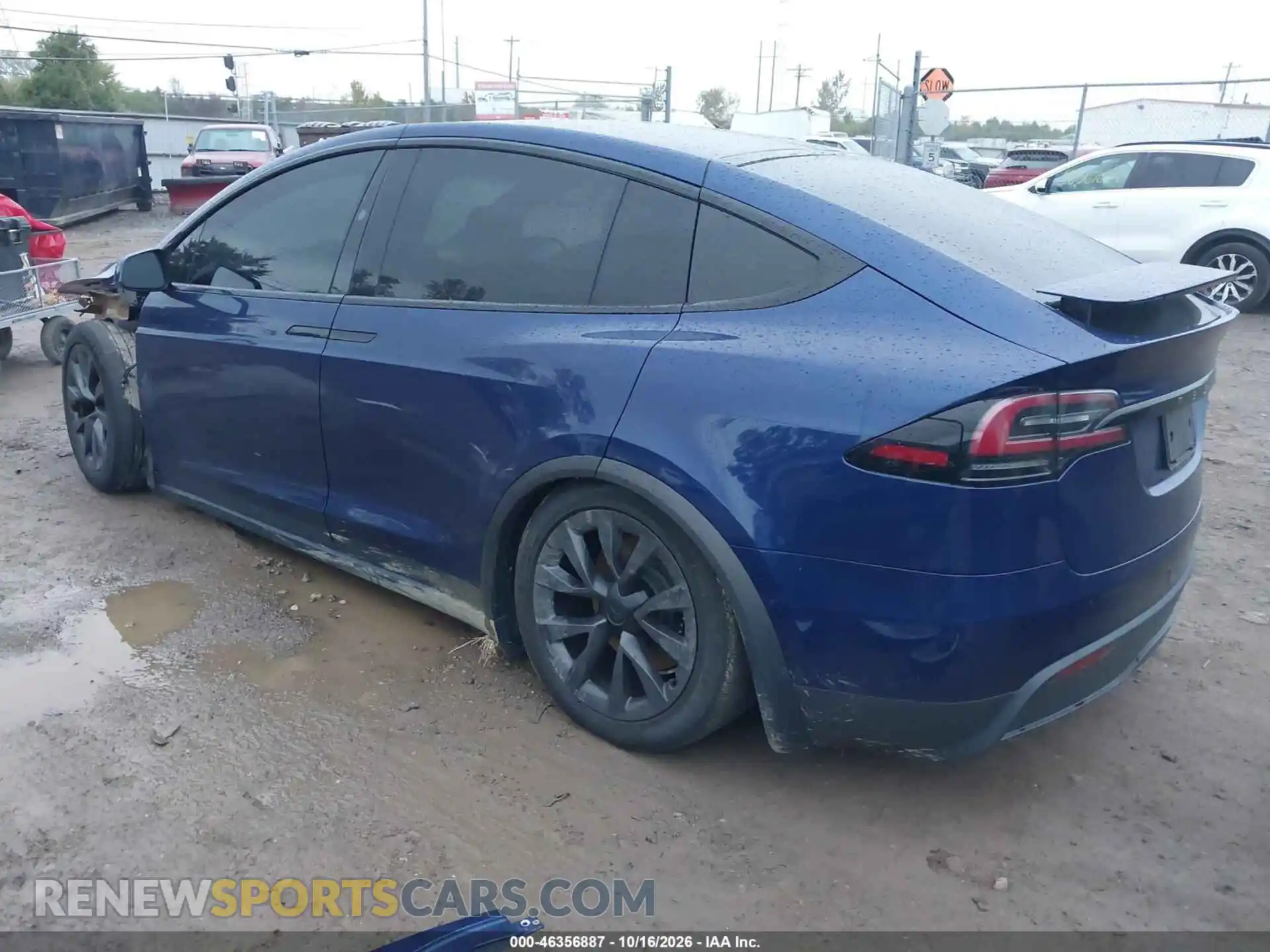 3 Photograph of a damaged car 7SAXCDE54RF449670 TESLA MODEL X 2024