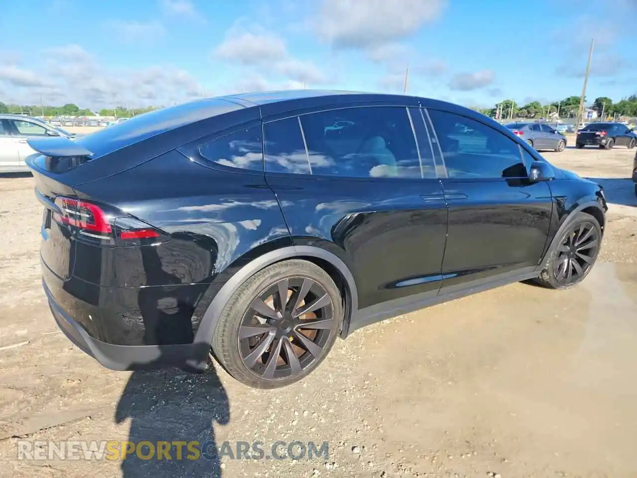 3 fotografías del automóvil dañado 7SAXCDE5XRF455327 TESLA MODEL X 2024