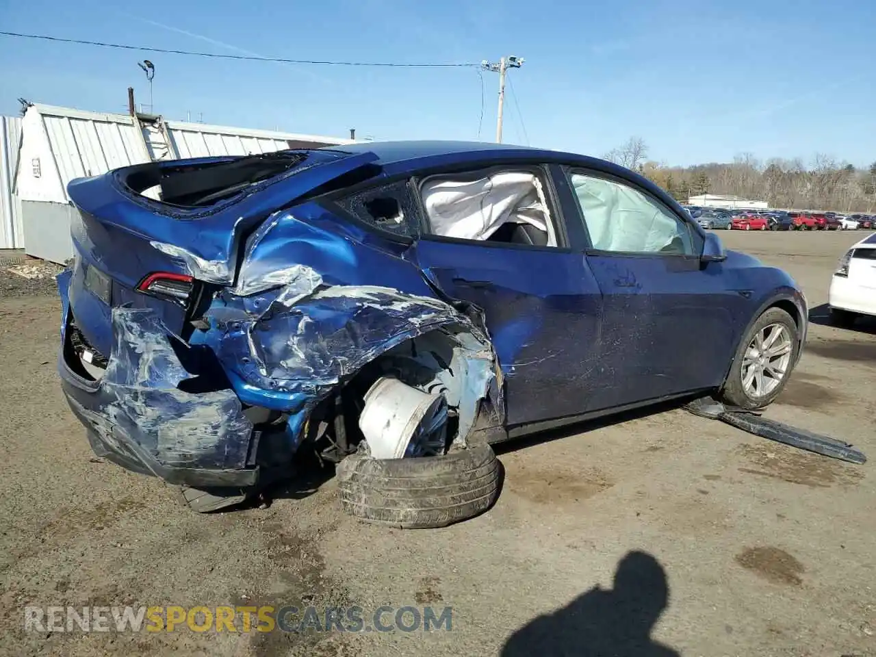 3 Photograph of a damaged car 5YJYGDEE0LF009331 TESLA MODEL Y 2020