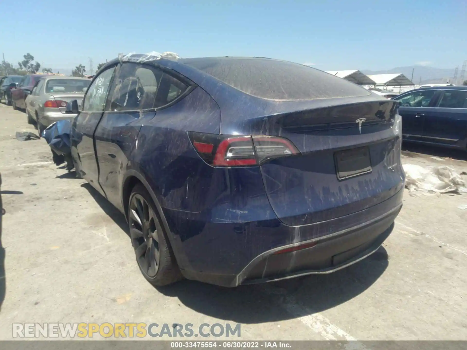 3 Photograph of a damaged car 5YJYGDEE0LF023777 TESLA MODEL Y 2020