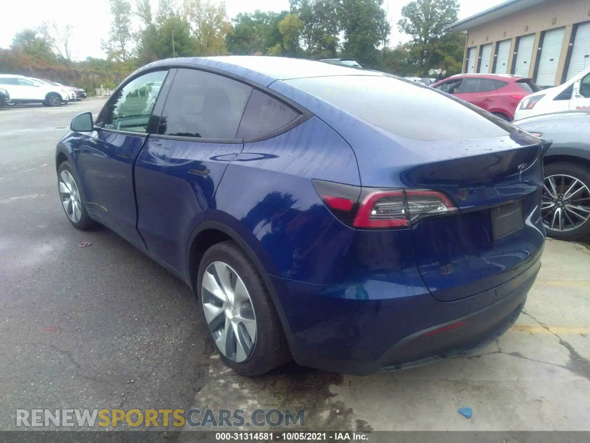 3 Photograph of a damaged car 5YJYGDEE0LF026873 TESLA MODEL Y 2020