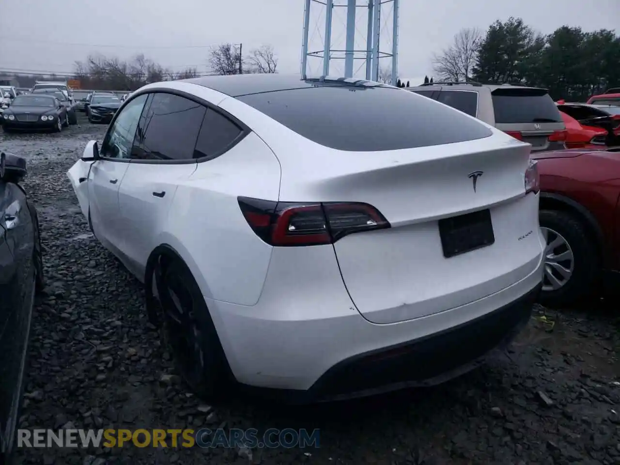 3 Photograph of a damaged car 5YJYGDEE0LF034052 TESLA MODEL Y 2020