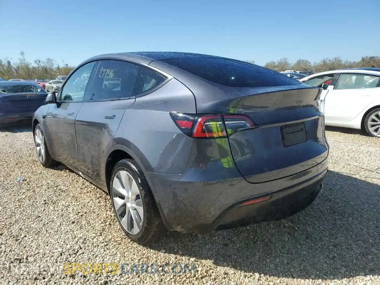 3 Photograph of a damaged car 5YJYGDEE0LF043480 TESLA MODEL Y 2020