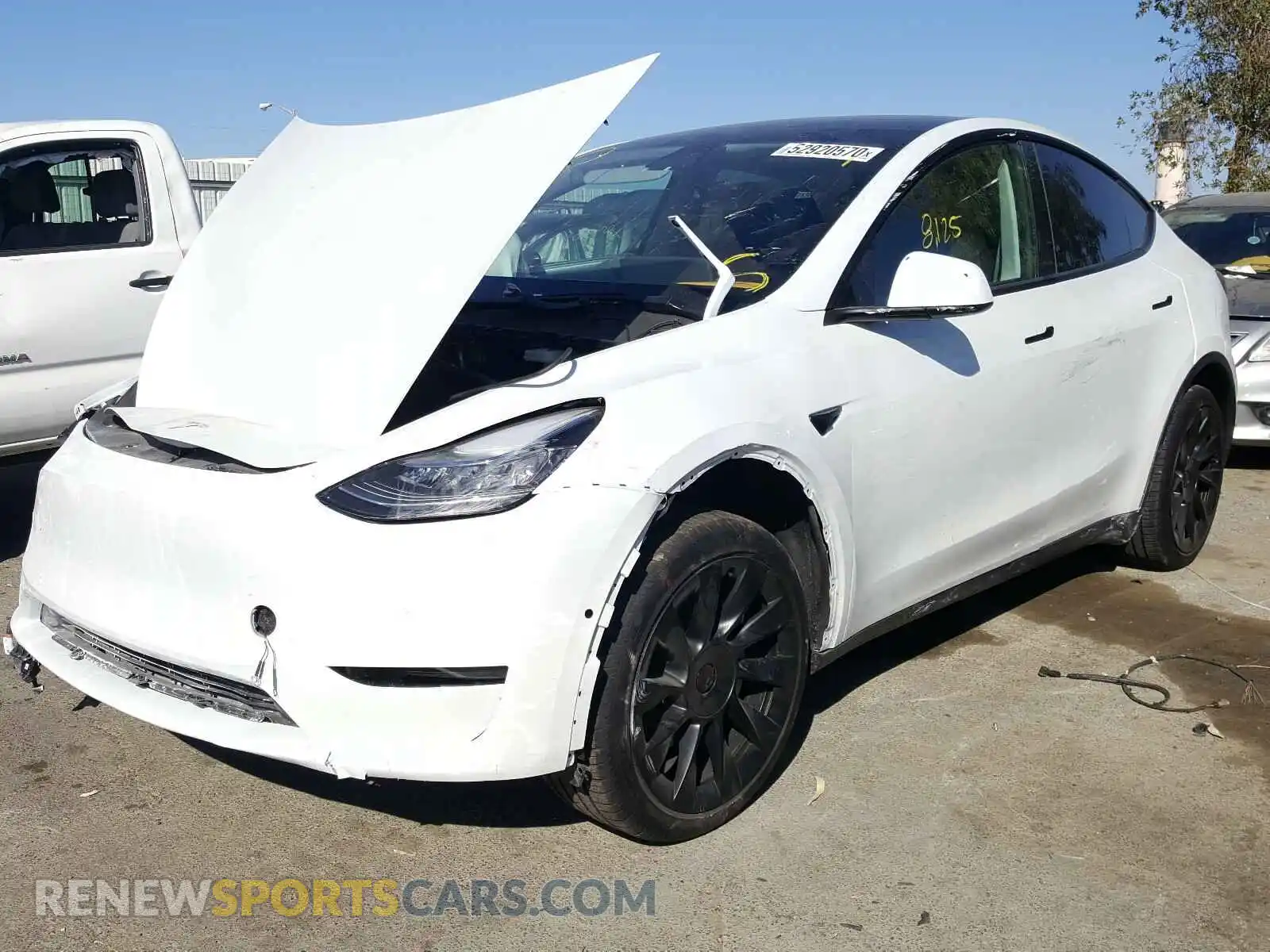 2 Photograph of a damaged car 5YJYGDEE1LF022301 TESLA MODEL Y 2020