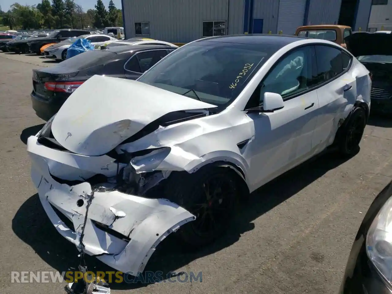 2 Photograph of a damaged car 5YJYGDEE1LF025263 TESLA MODEL Y 2020