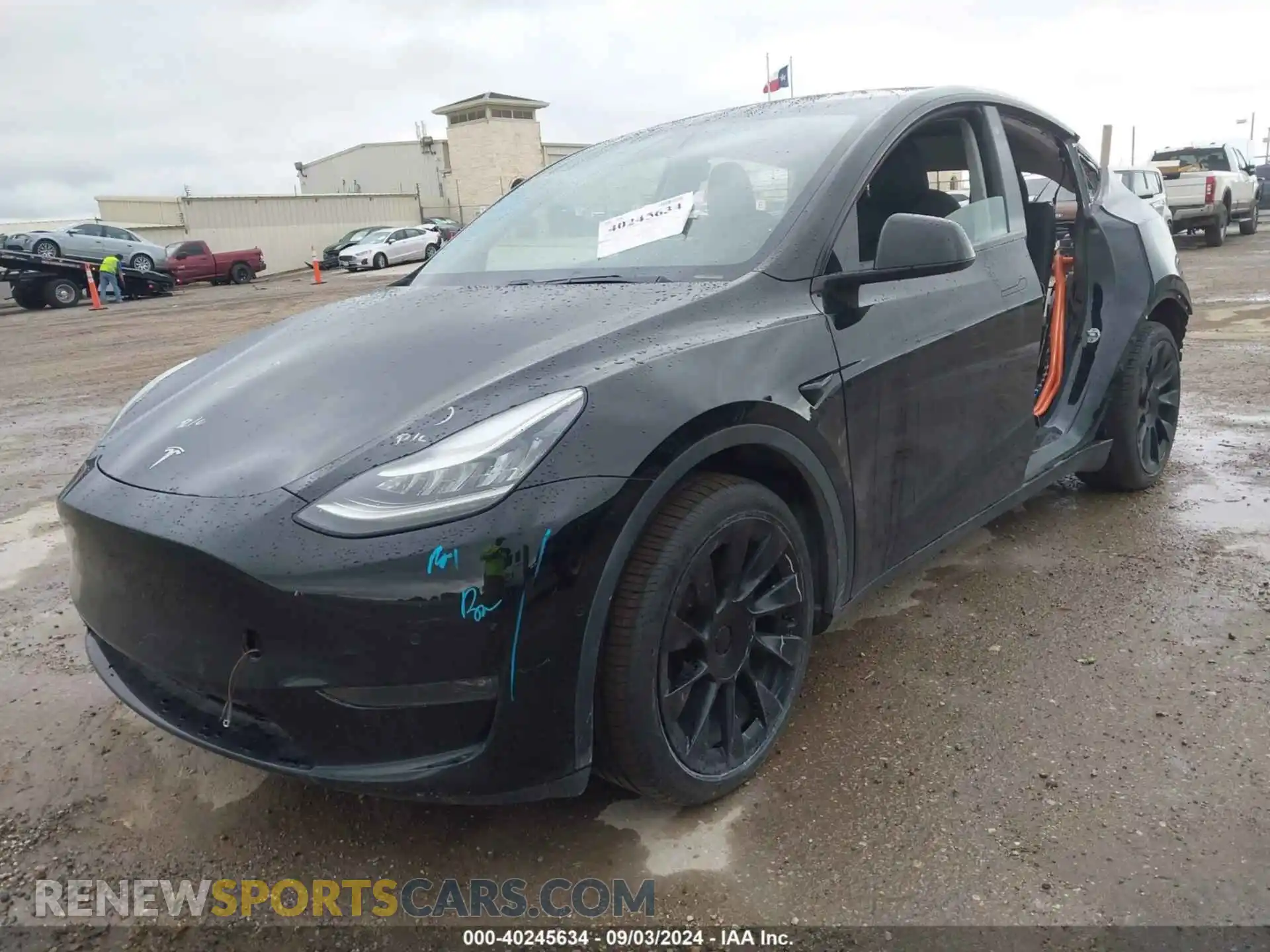 2 Photograph of a damaged car 5YJYGDEE1LF029247 TESLA MODEL Y 2020