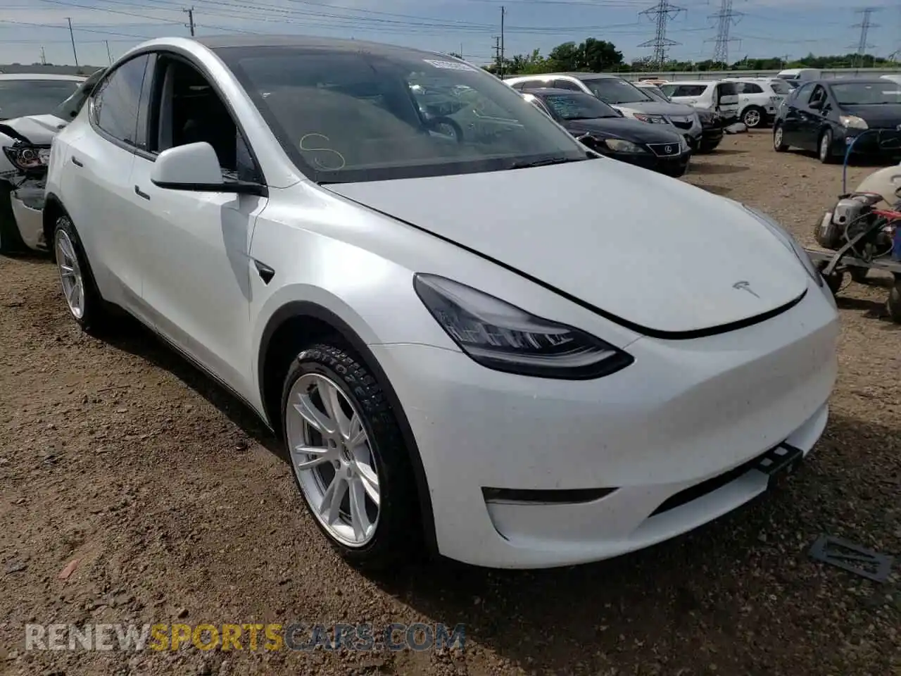 1 Photograph of a damaged car 5YJYGDEE1LF042080 TESLA MODEL Y 2020