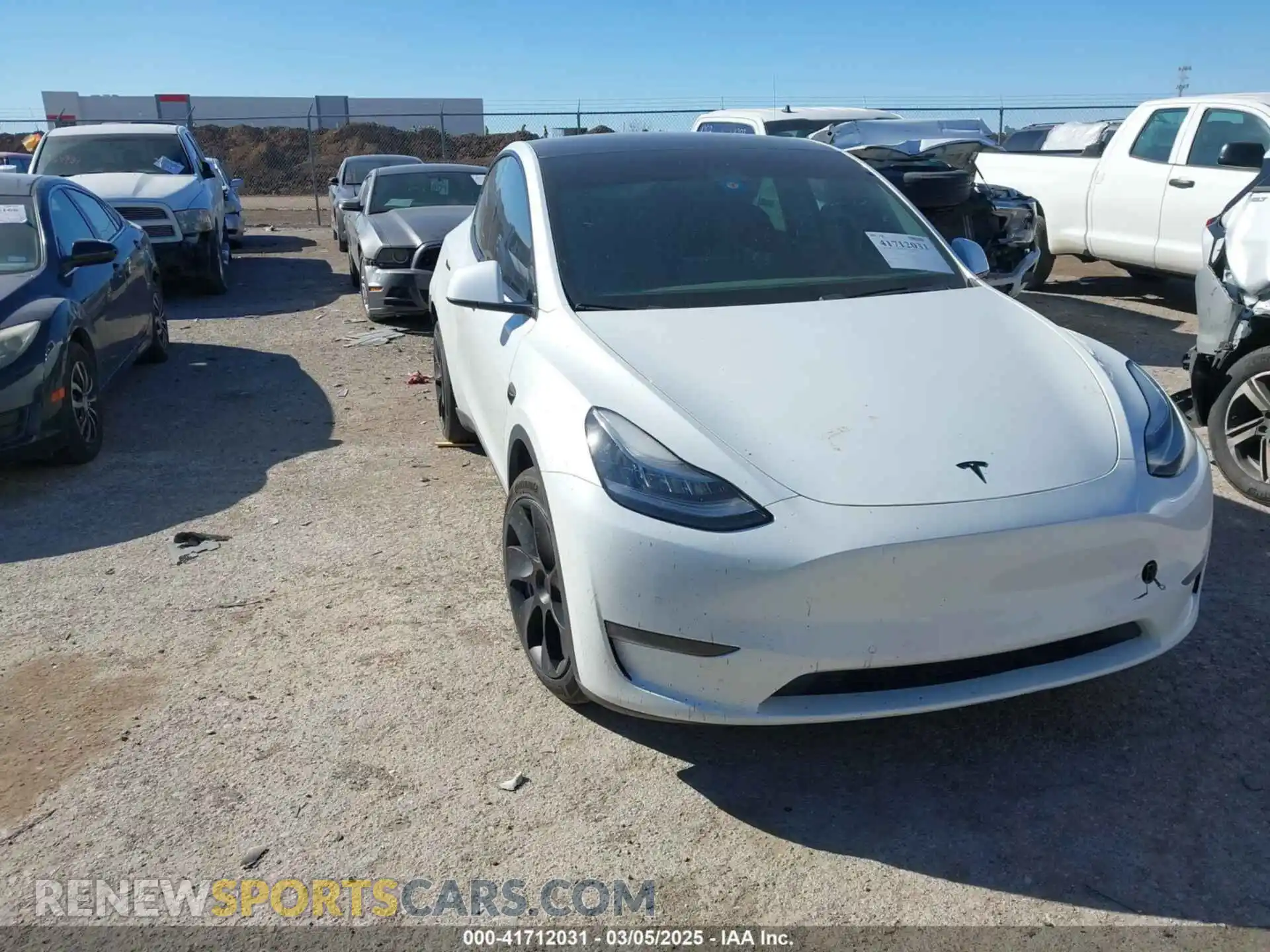 1 Photograph of a damaged car 5YJYGDEE1LF044251 TESLA MODEL Y 2020