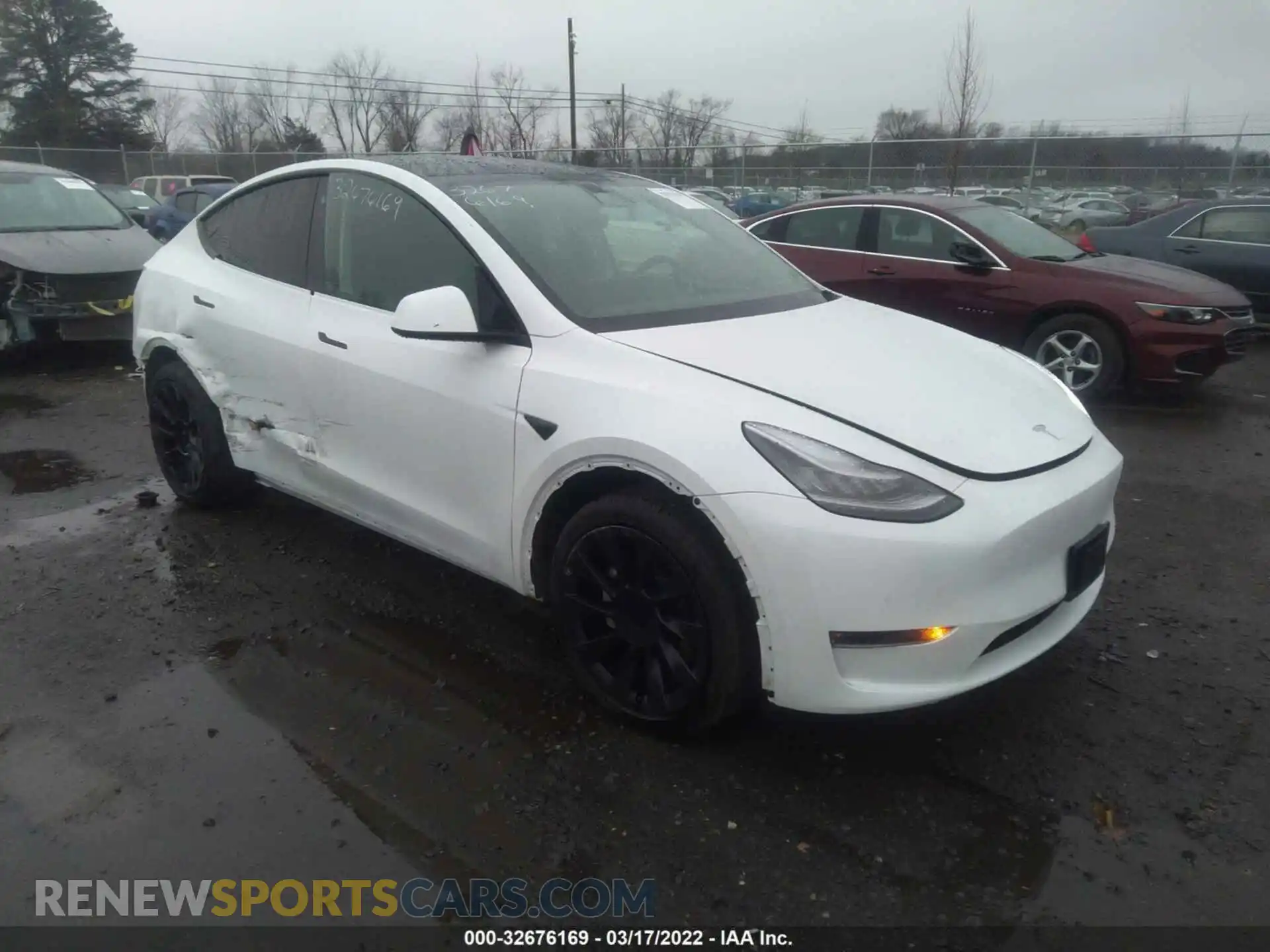1 Photograph of a damaged car 5YJYGDEE1LF045576 TESLA MODEL Y 2020