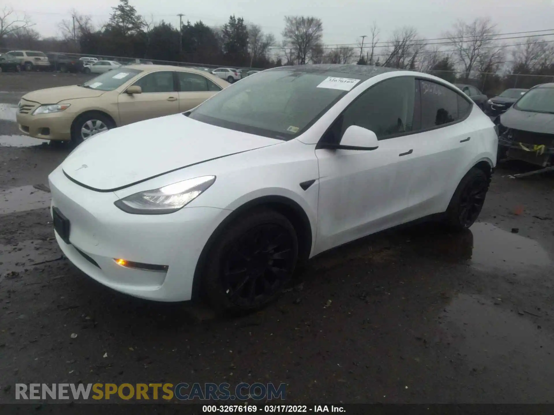 2 Photograph of a damaged car 5YJYGDEE1LF045576 TESLA MODEL Y 2020
