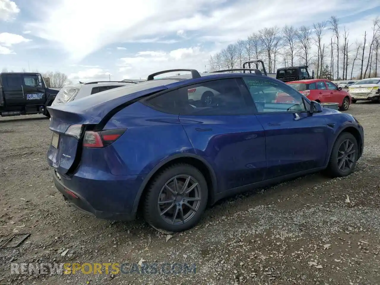 3 Photograph of a damaged car 5YJYGDEE2LF013431 TESLA MODEL Y 2020