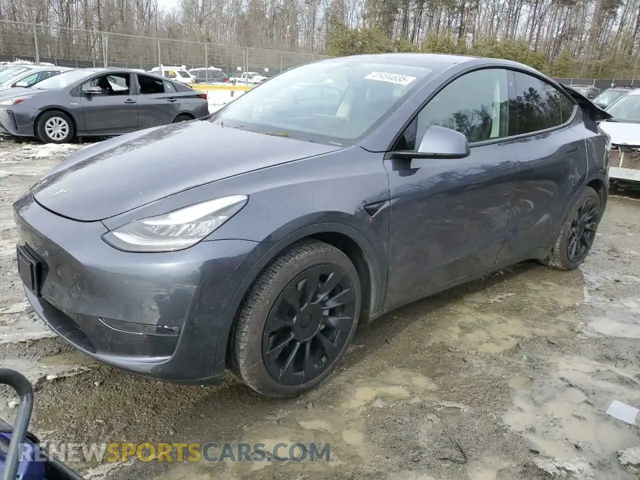 1 Photograph of a damaged car 5YJYGDEE2LF033159 TESLA MODEL Y 2020