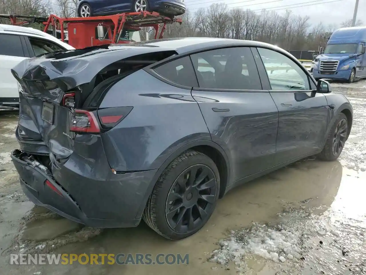 3 Photograph of a damaged car 5YJYGDEE2LF033159 TESLA MODEL Y 2020