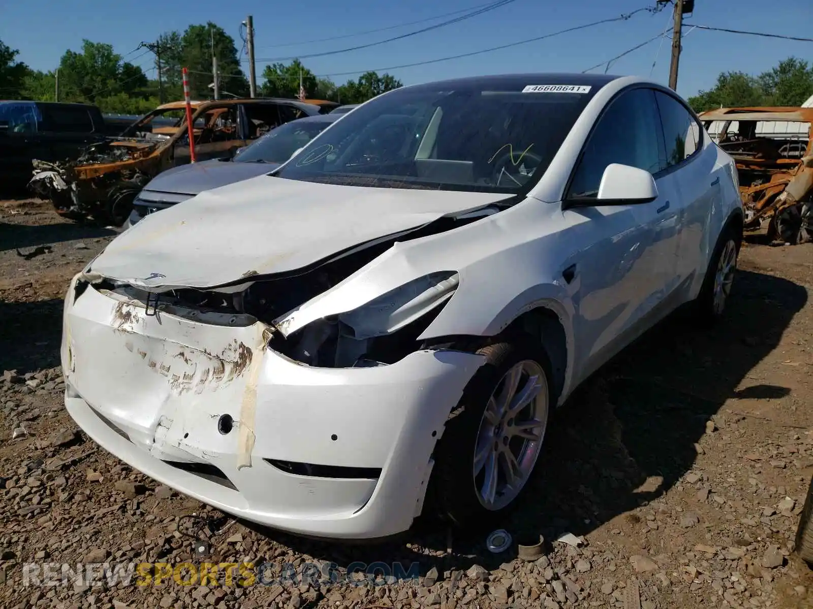 2 Photograph of a damaged car 5YJYGDEE2LF043822 TESLA MODEL Y 2020