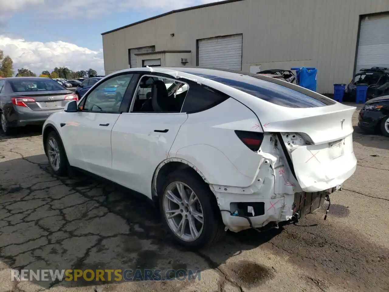 2 Photograph of a damaged car 5YJYGDEE3LF014216 TESLA MODEL Y 2020