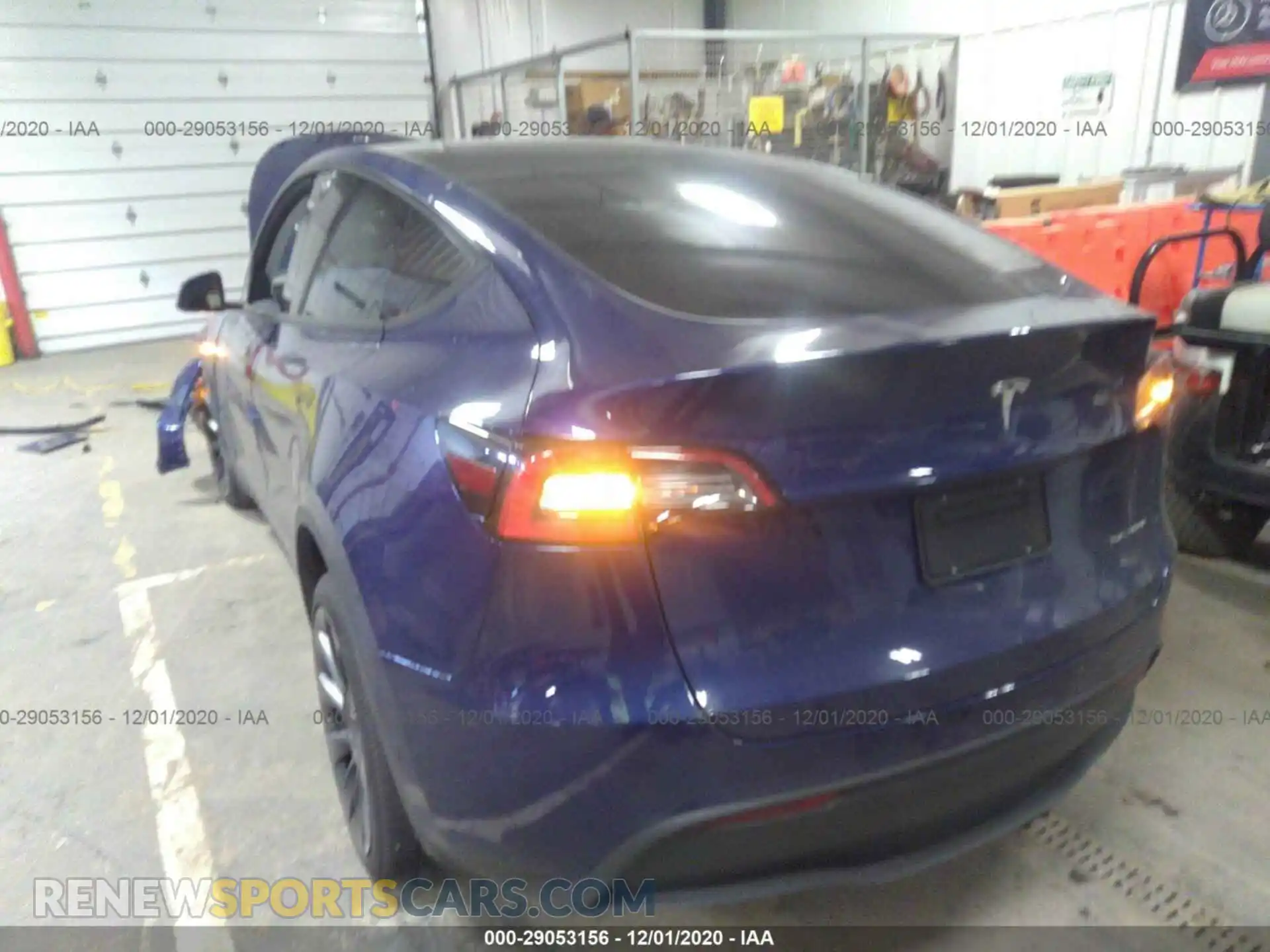 3 Photograph of a damaged car 5YJYGDEE3LF037589 TESLA MODEL Y 2020