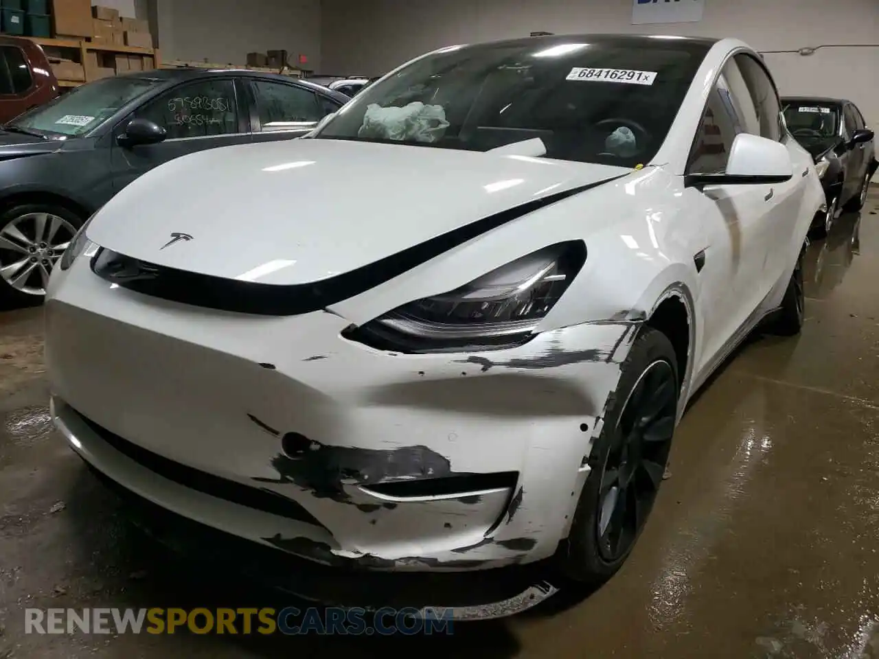 2 Photograph of a damaged car 5YJYGDEE3LF058586 TESLA MODEL Y 2020