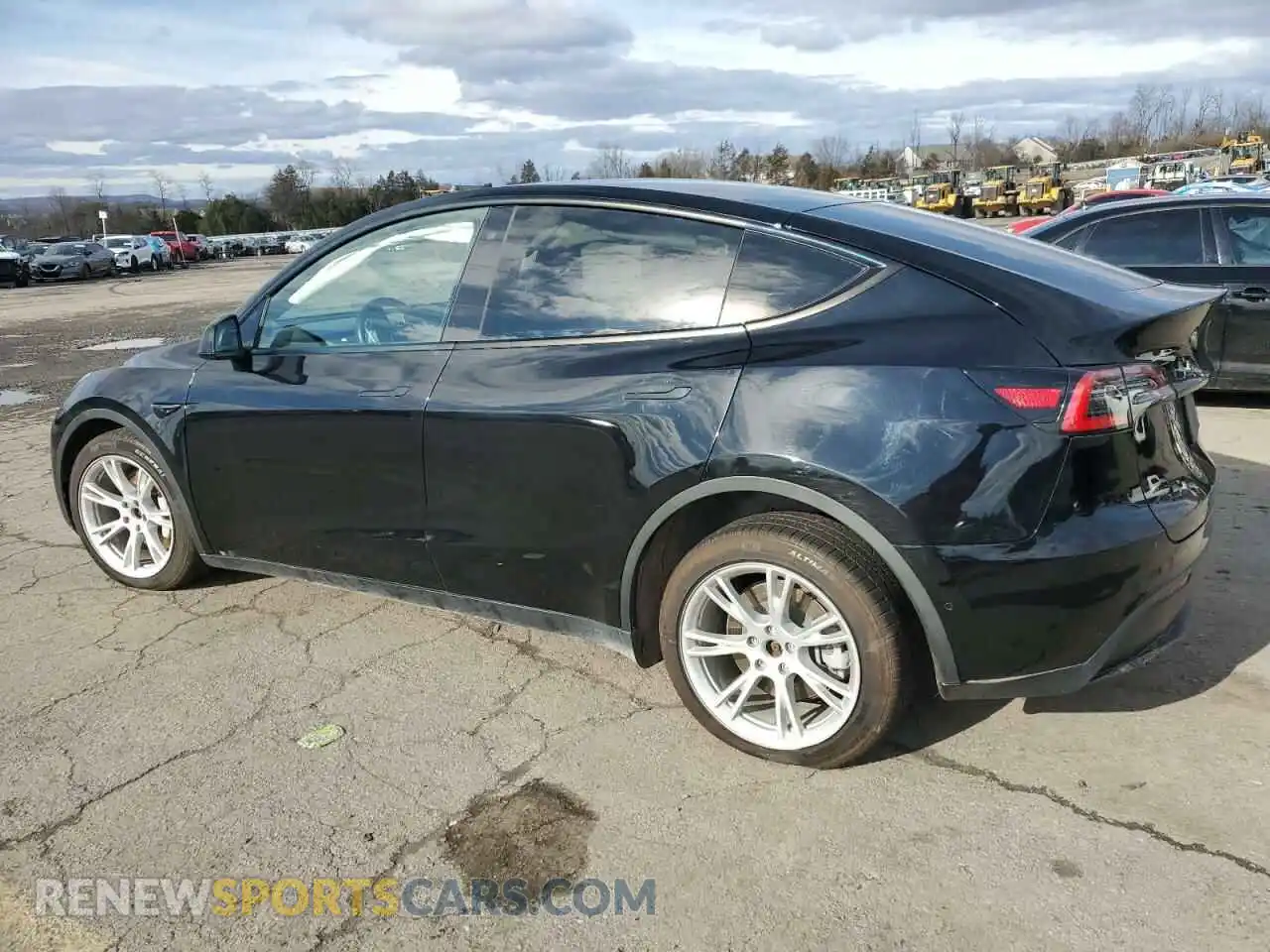 2 Photograph of a damaged car 5YJYGDEE4LF038931 TESLA MODEL Y 2020