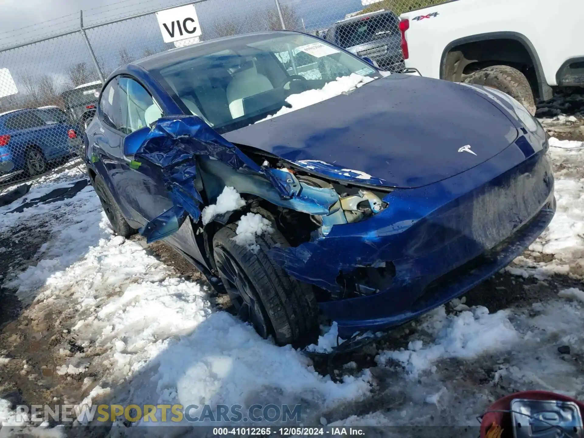 1 Photograph of a damaged car 5YJYGDEE4LF049377 TESLA MODEL Y 2020