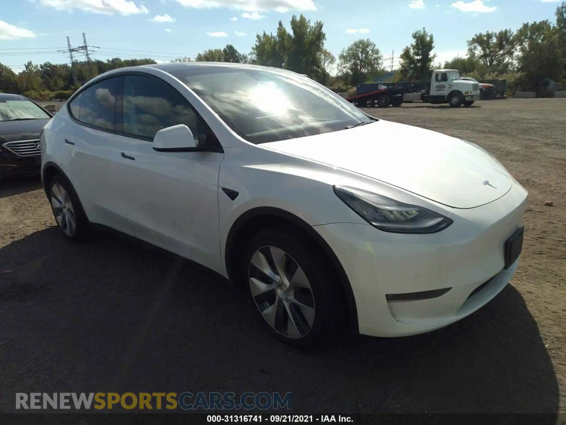 1 Фотография поврежденного автомобиля 5YJYGDEE5LF009180 TESLA MODEL Y 2020