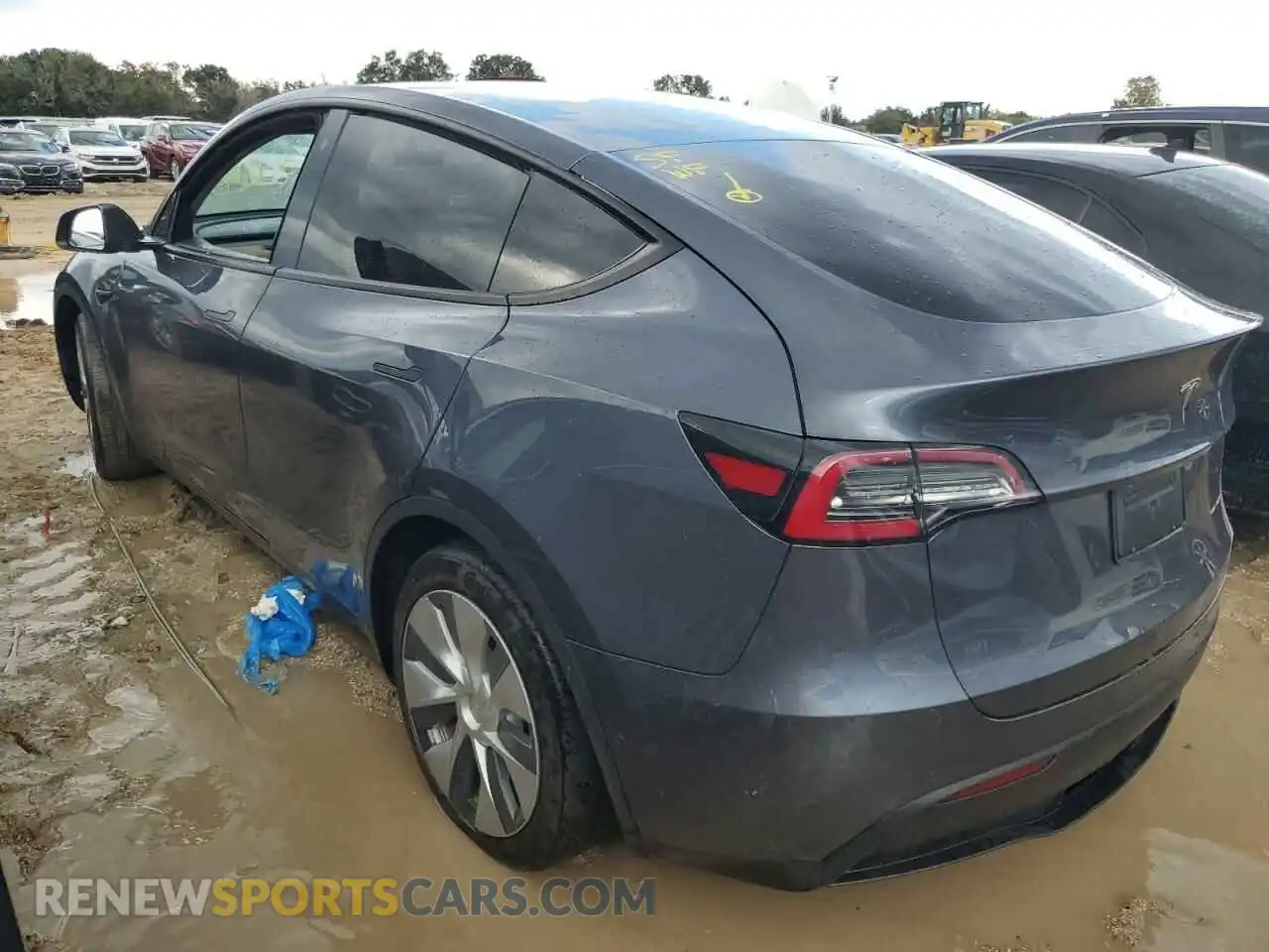 2 Photograph of a damaged car 5YJYGDEE5LF010040 TESLA MODEL Y 2020