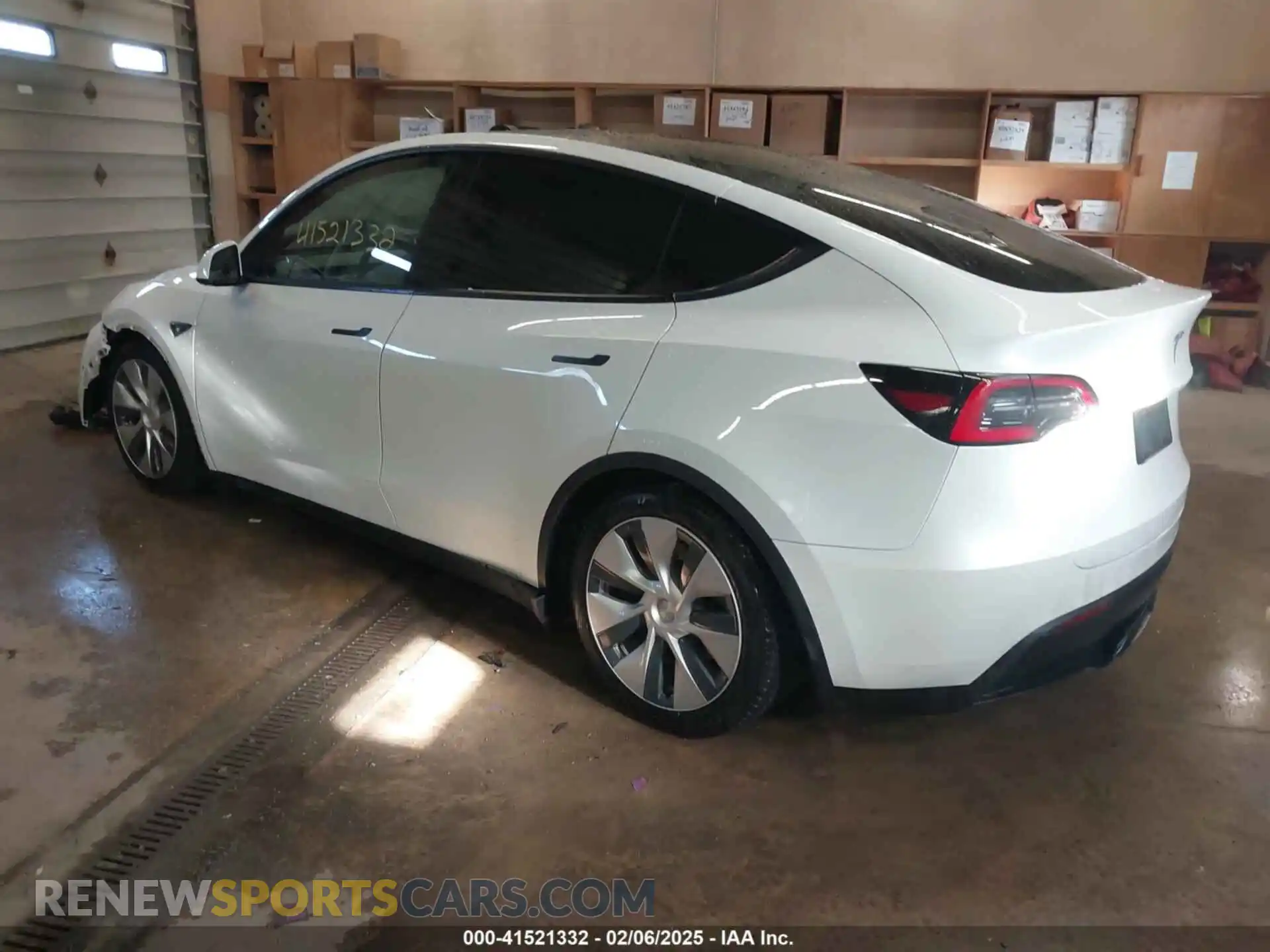3 Photograph of a damaged car 5YJYGDEE5LF043801 TESLA MODEL Y 2020