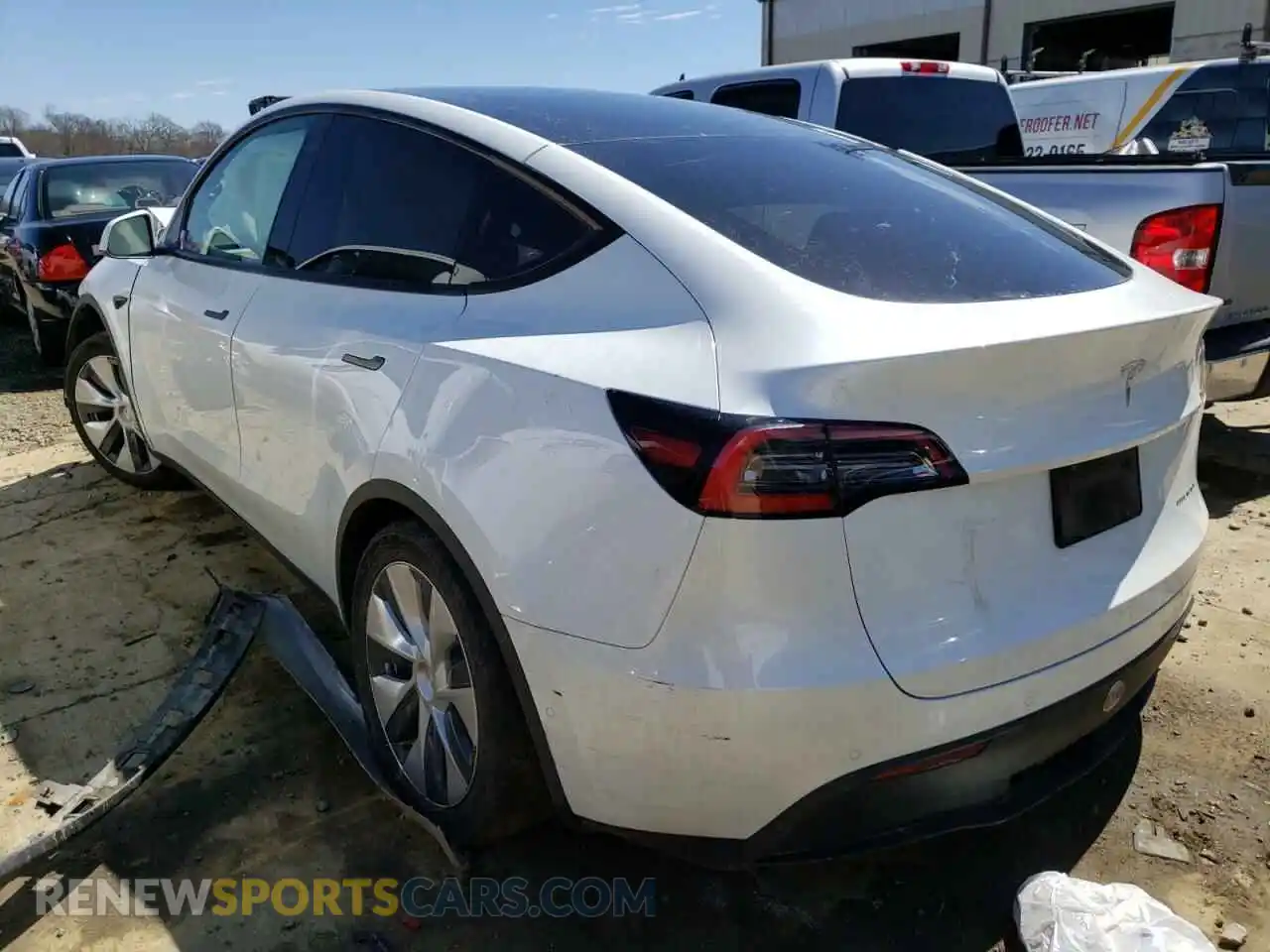 3 Photograph of a damaged car 5YJYGDEE5LF048190 TESLA MODEL Y 2020