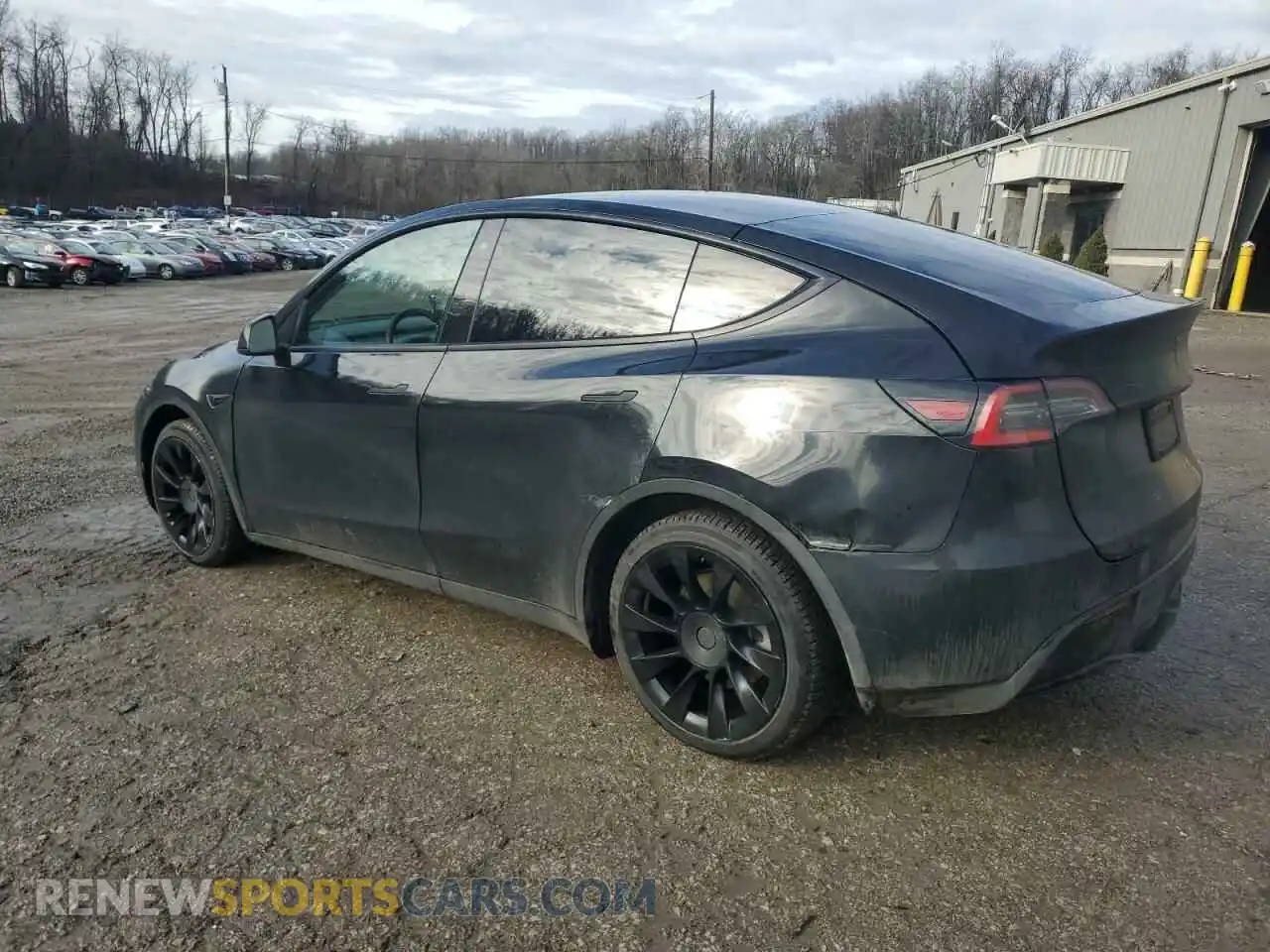 2 Фотография поврежденного автомобиля 5YJYGDEE5LF048335 TESLA MODEL Y 2020