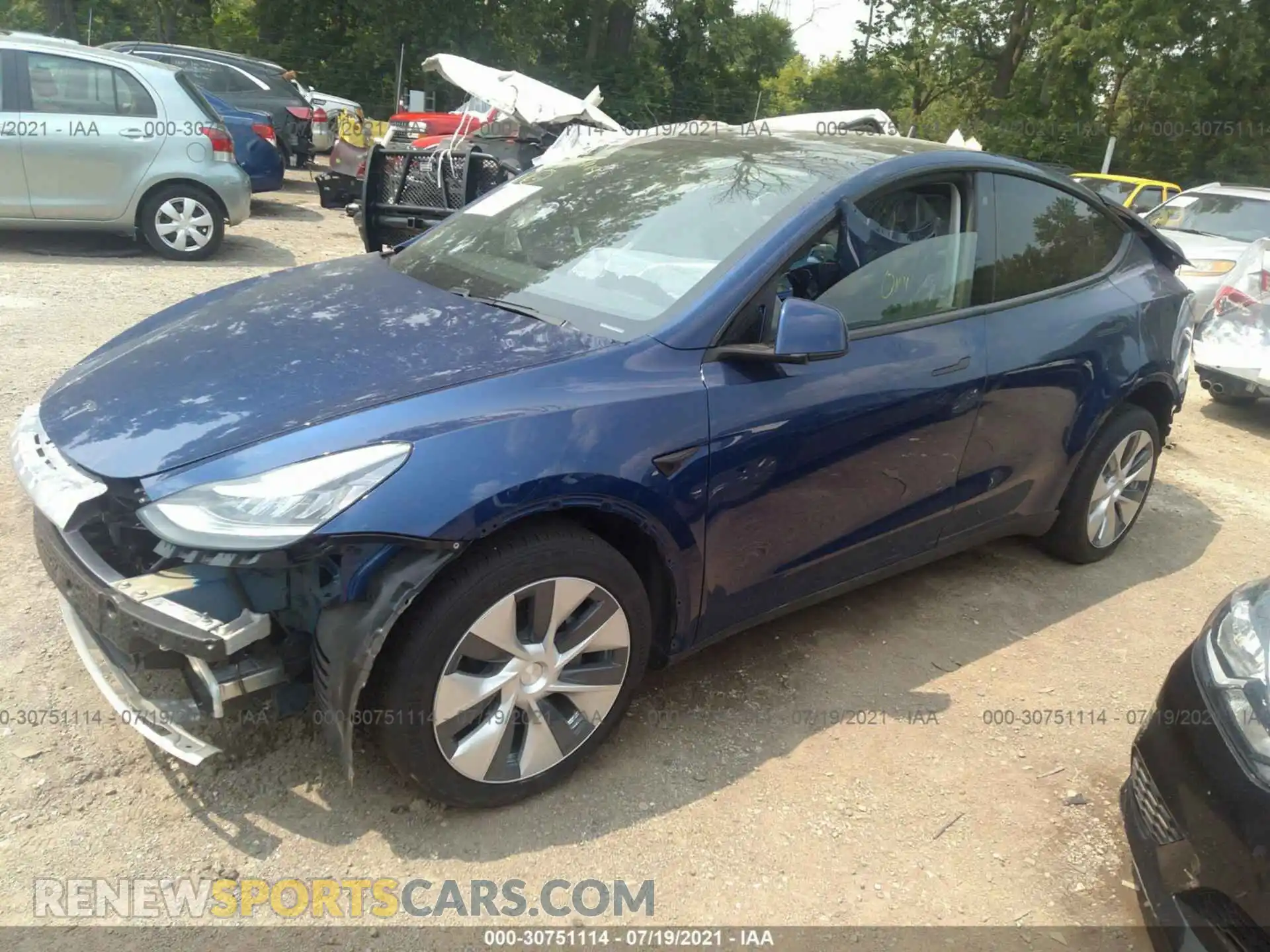 2 Photograph of a damaged car 5YJYGDEE6LF007115 TESLA MODEL Y 2020