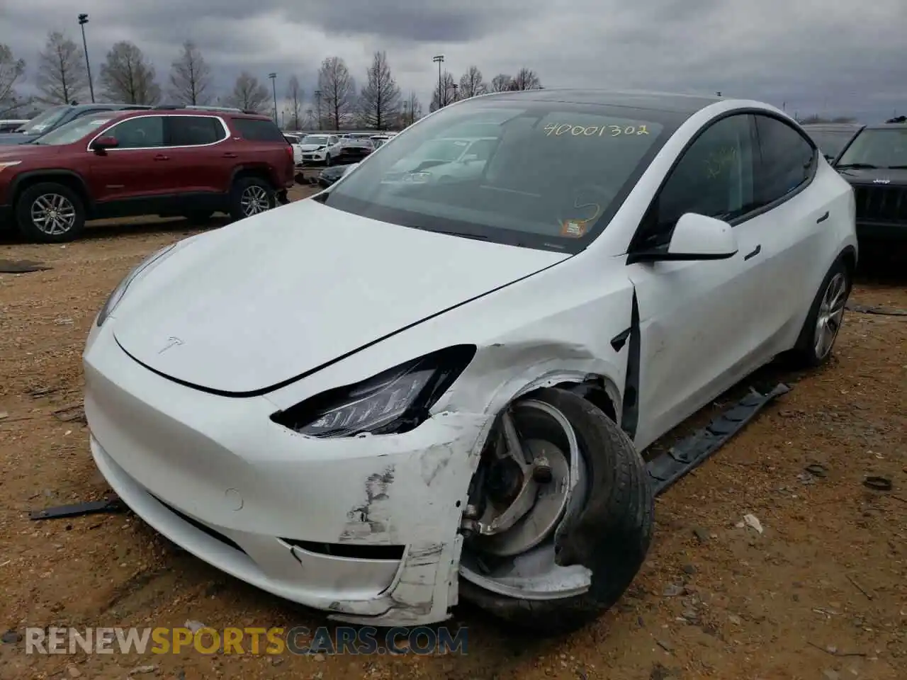 2 Photograph of a damaged car 5YJYGDEE6LF012492 TESLA MODEL Y 2020