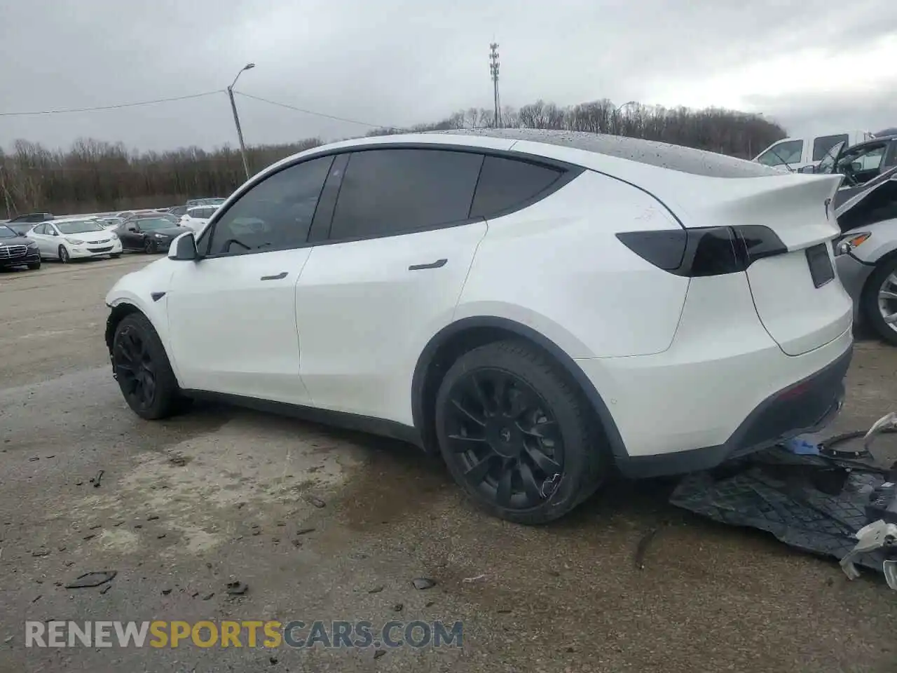 2 Photograph of a damaged car 5YJYGDEE6LF021273 TESLA MODEL Y 2020