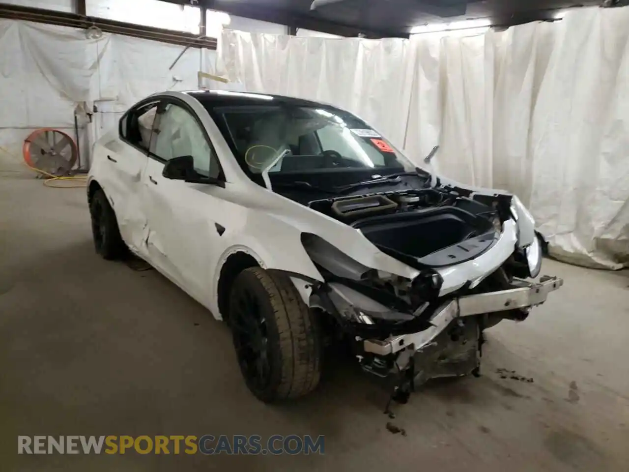 1 Photograph of a damaged car 5YJYGDEE6LF022066 TESLA MODEL Y 2020