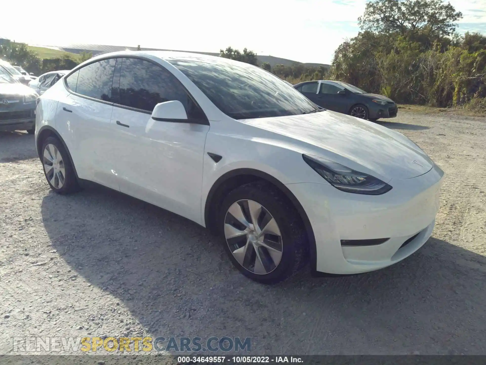 1 Photograph of a damaged car 5YJYGDEE6LF035092 TESLA MODEL Y 2020